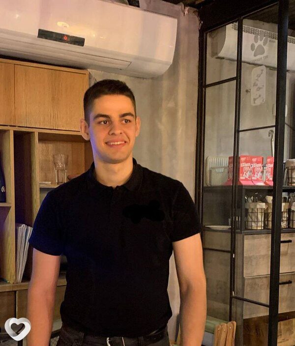 Николай, 23, Москве — анкета №1452891