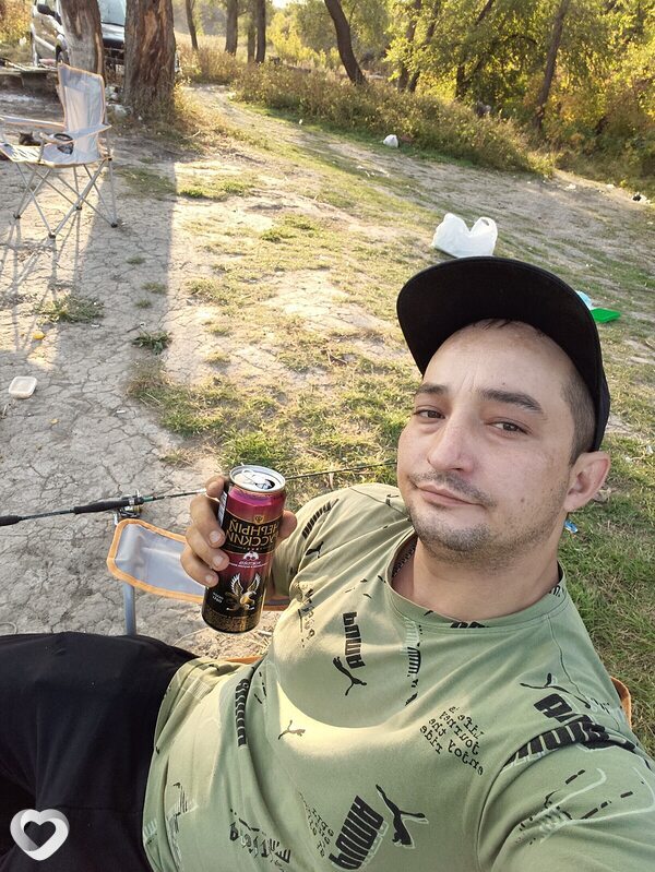 Александр, 31, Луганске — анкета №1453383