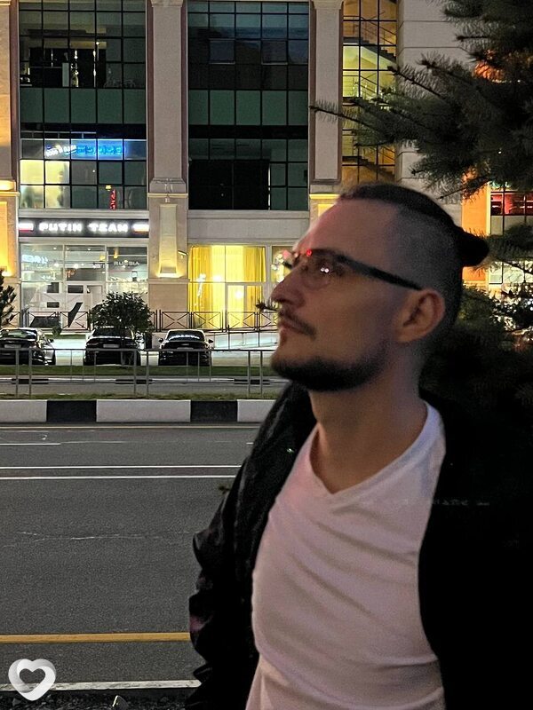 Алекс, 29, Москве — анкета №1455042