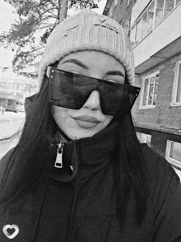 Алёна, 25, Осинниках — анкета №1456505