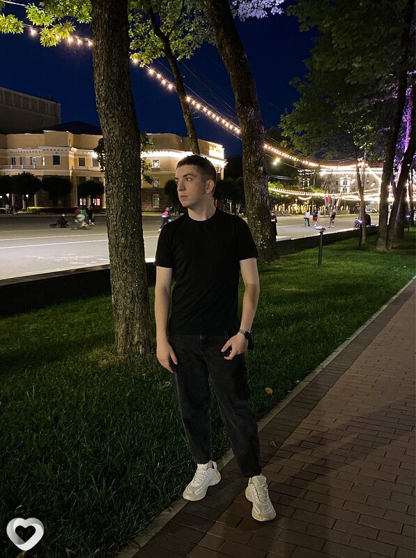 Вадим, 24, Смоленске — анкета №1457042