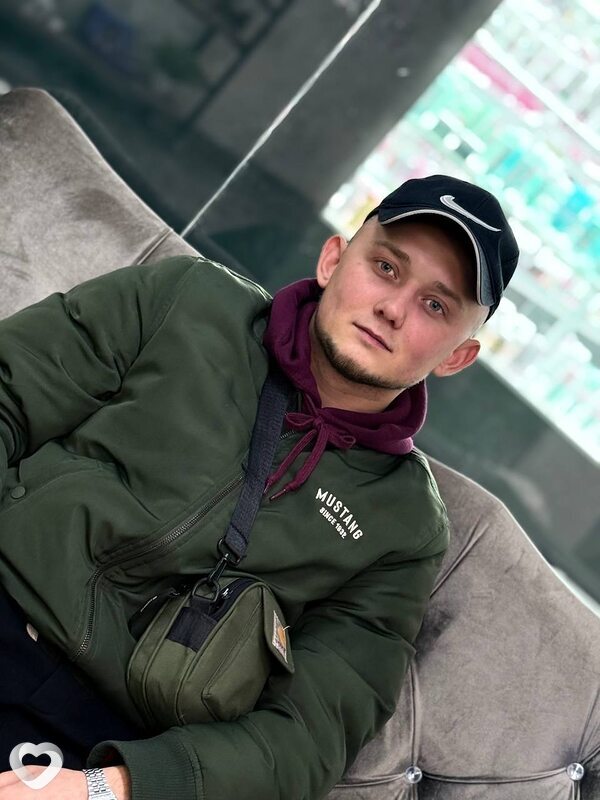 Дмитрий, 23, Фаниполе — анкета №1457202