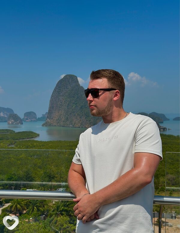 Андрей, 27, Санкт-Петербурге — анкета №1457099