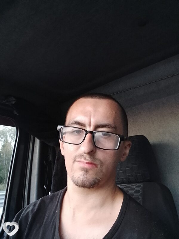 Максим, 28, Ростове-на-Дону — анкета №1458033