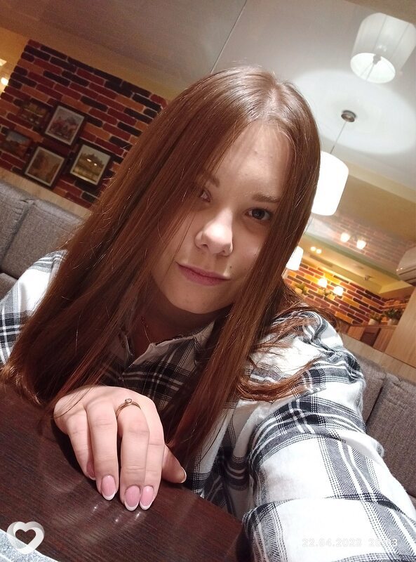 Арина, 23, Комсомольске-на-Амуре — анкета №1458860