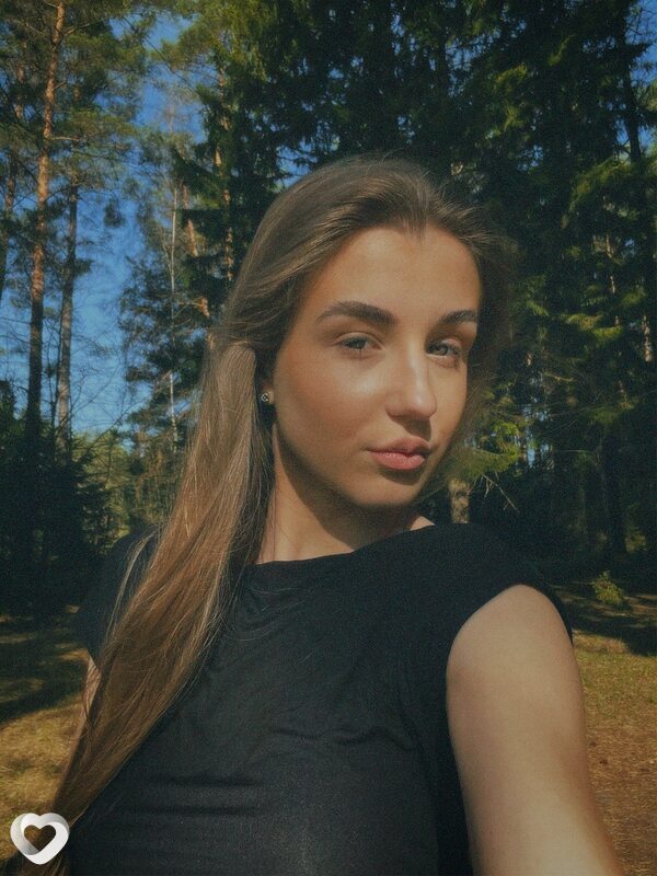 Ульяна, 20, Бобруйске — анкета №1458673