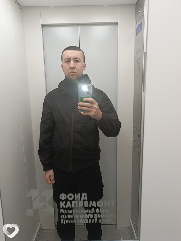 Умар, 24, Красноярске — анкета №1459131