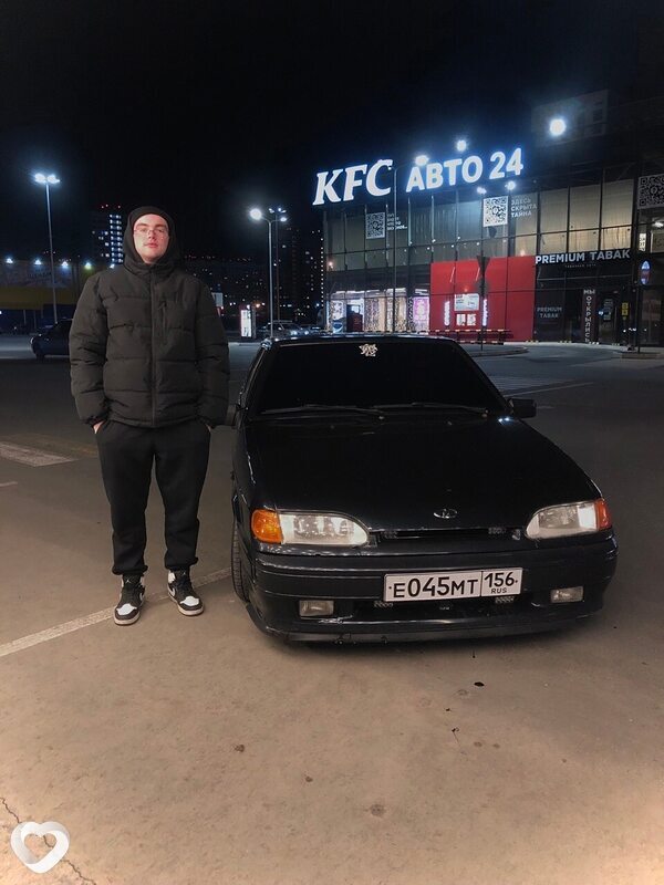 Женя, 24, Москве — анкета №1460897