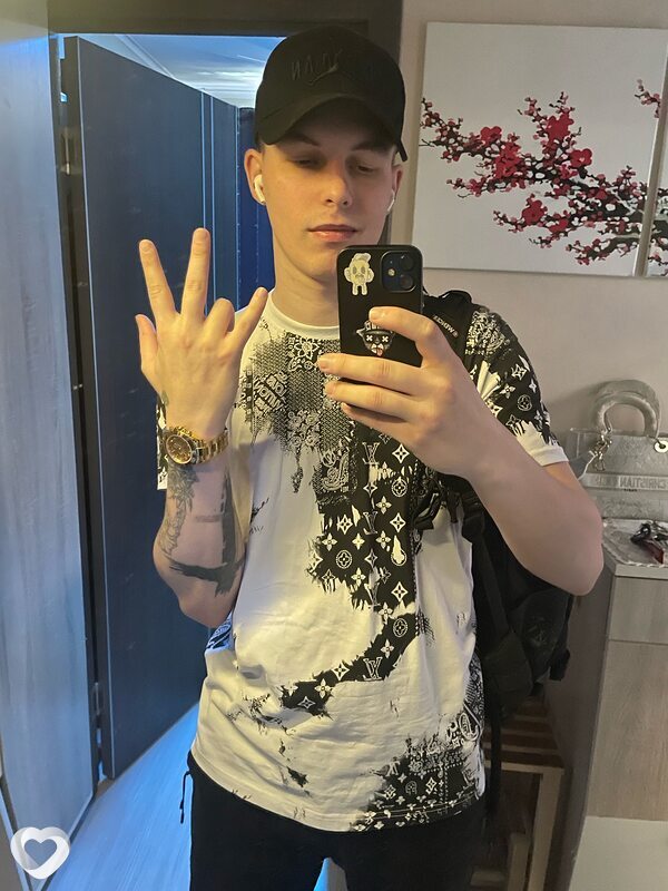 Владислав, 26, Химках — анкета №1461379