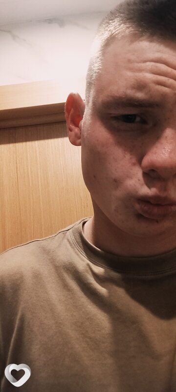 Кирилл, 21, Москве — анкета №1462840