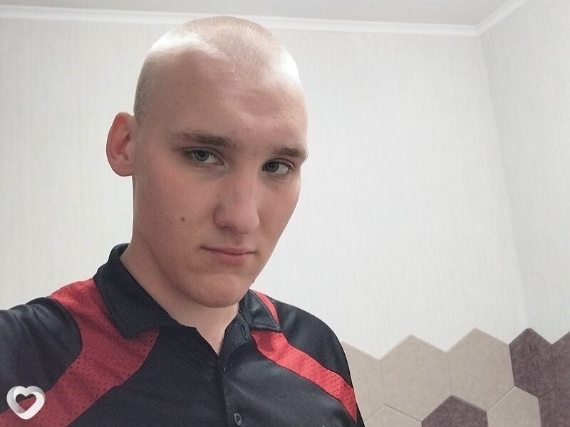 Никита, 20, Ужуре — анкета №1462802