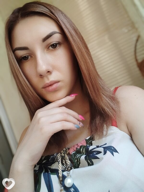 Яна, 23, Волновахе — анкета №1463785