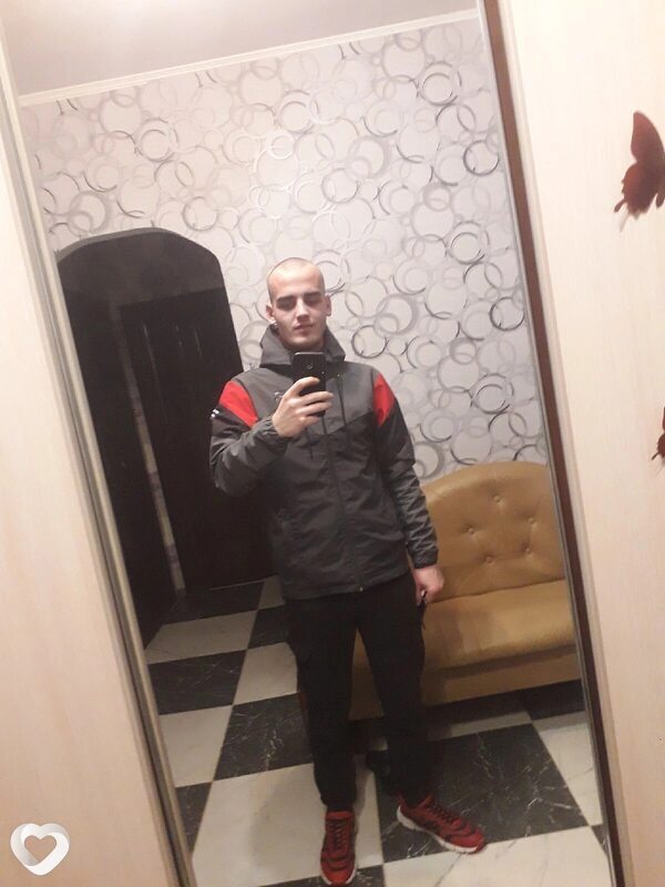 Денис, 24, Бобруйске — анкета №1463415