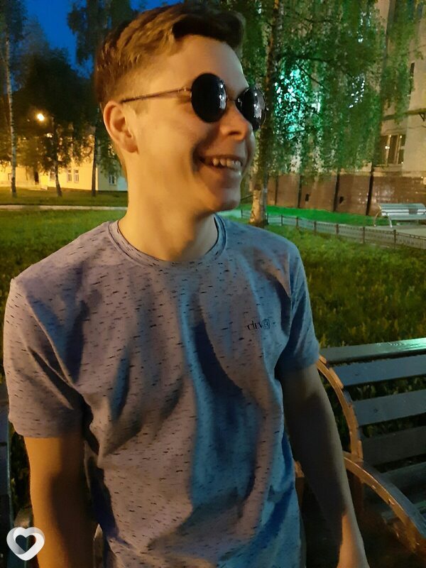 Александр, 26, Москве — анкета №1464014