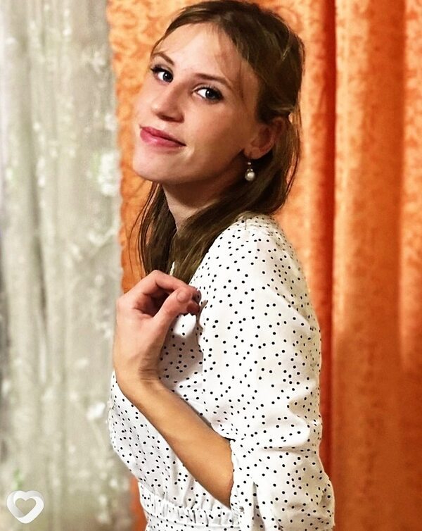 Аня, 23, Ярославле — анкета №1464465