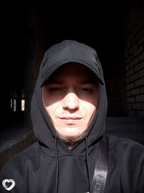 Александр, 22, Москве — анкета №1465070