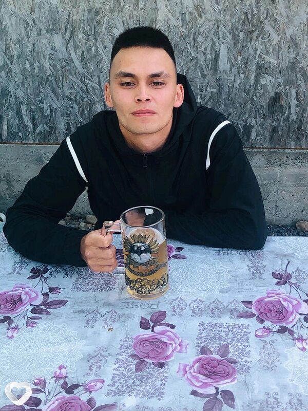 Александр, 25, Уссурийске — анкета №1465664