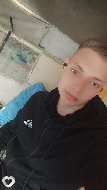 Саша, 22, Иванове — анкета №1465684