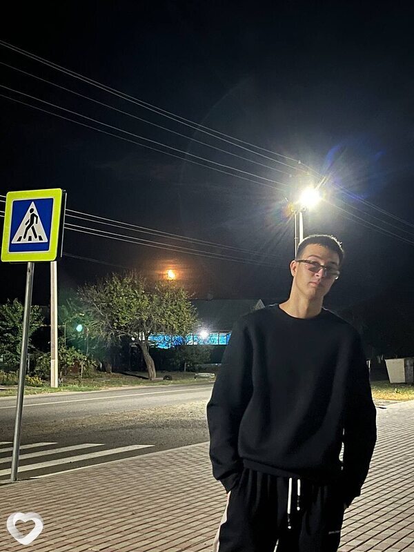 Захар, 20, Москве — анкета №1466630