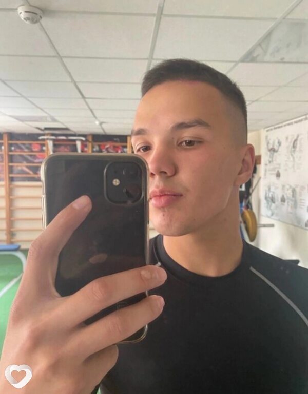 Леонид, 26, Симферополе — анкета №1466946