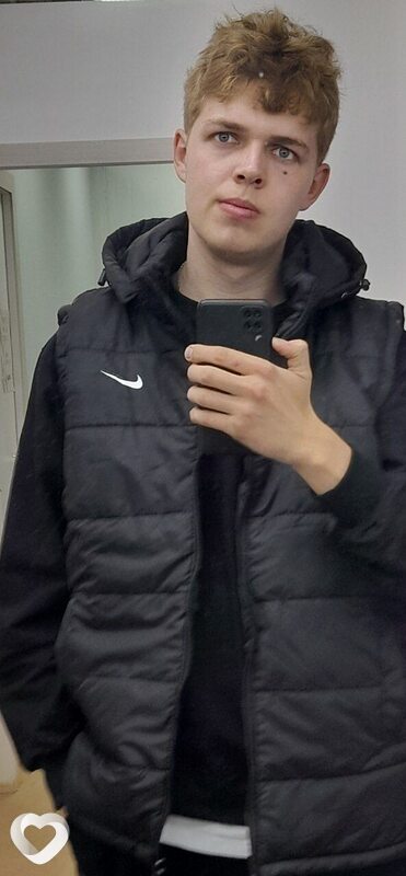 Дмитрий, 20, Москве — анкета №1467342