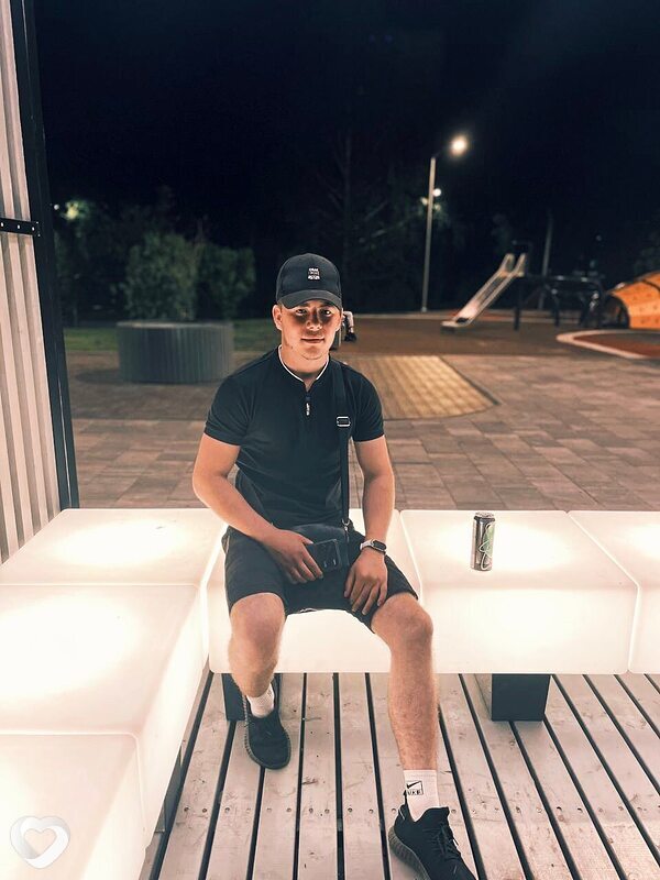 Максим, 20, Новокузнецке — анкета №1467788