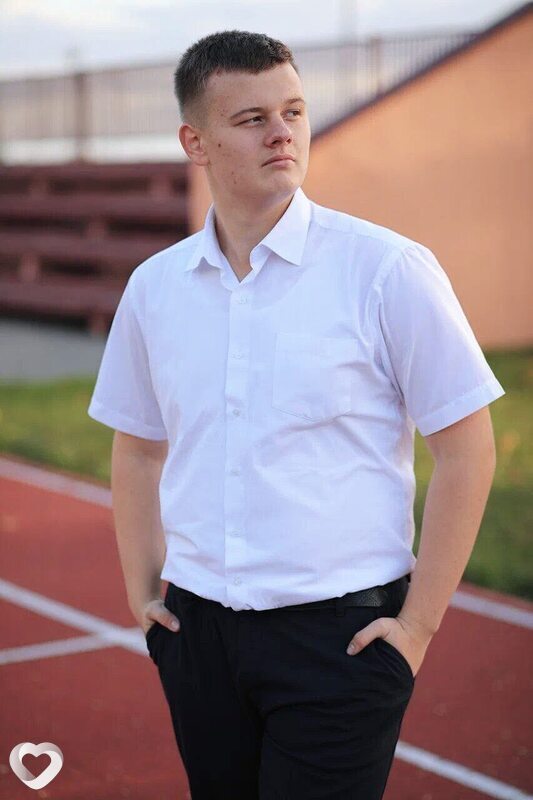 Илья, 20, Пинске — анкета №1467890