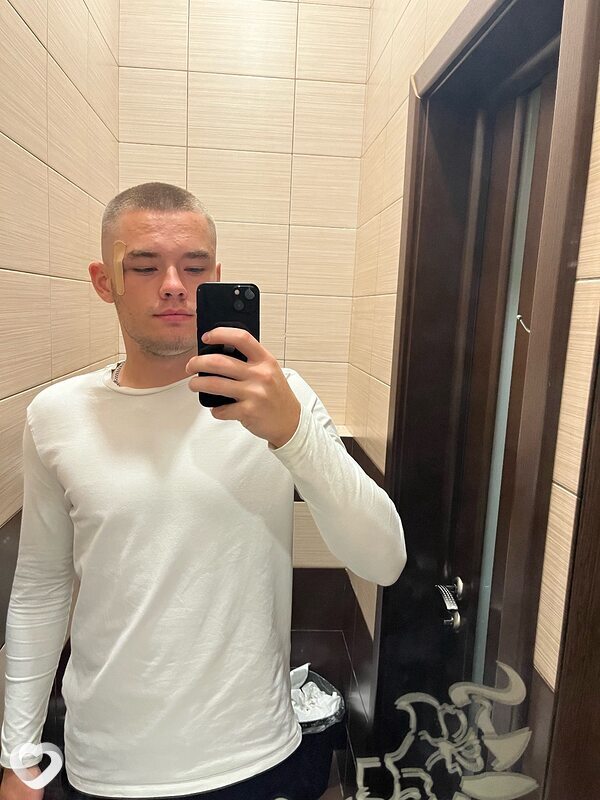 Даня, 22, Москве — анкета №1467984