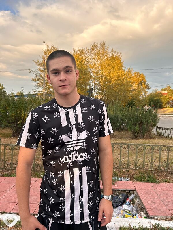 Максим, 23, Чите — анкета №1468347