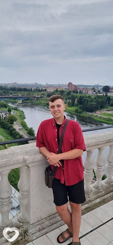 Артём, 20, Слуцке — анкета №1468491