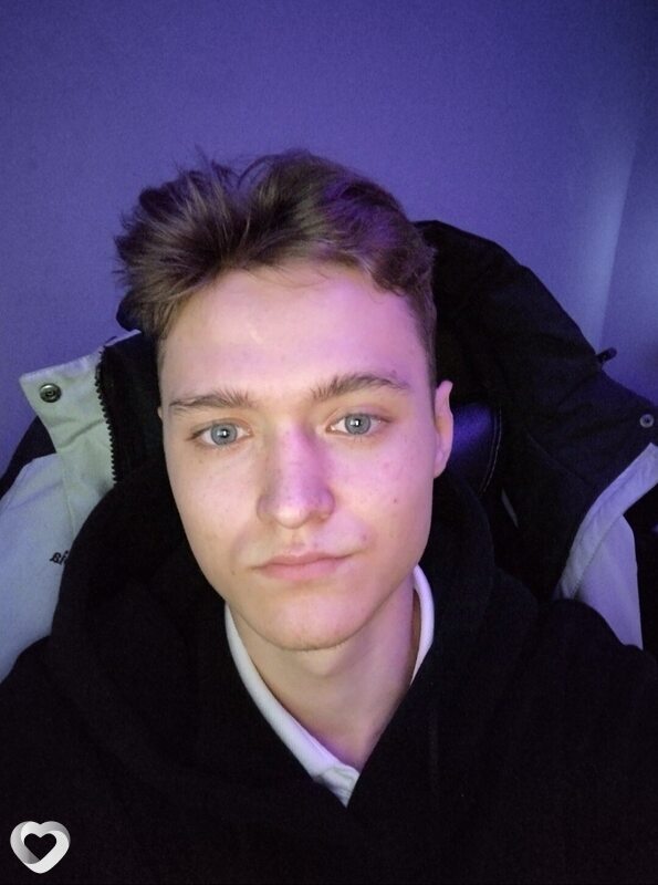 Азиз, 20, Королёв — анкета №1468932