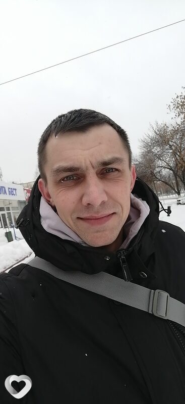 Парень, 36, Новотроицке — анкета №1468838
