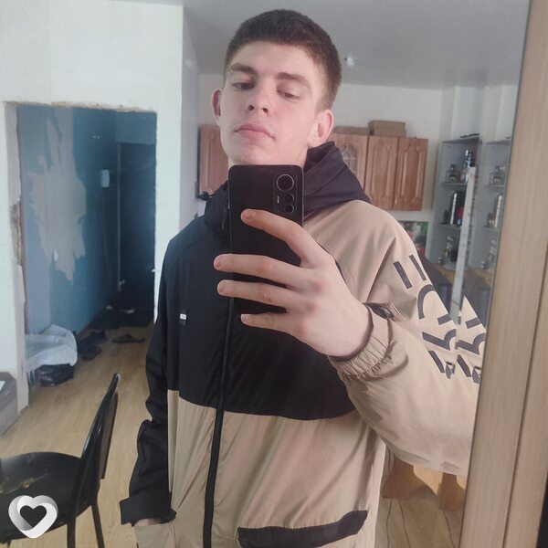 Иван, 22, Нягани — анкета №1469502
