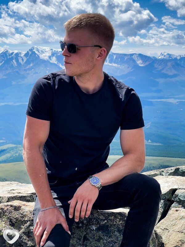 Данила, 26, Новосибирске — анкета №1469860