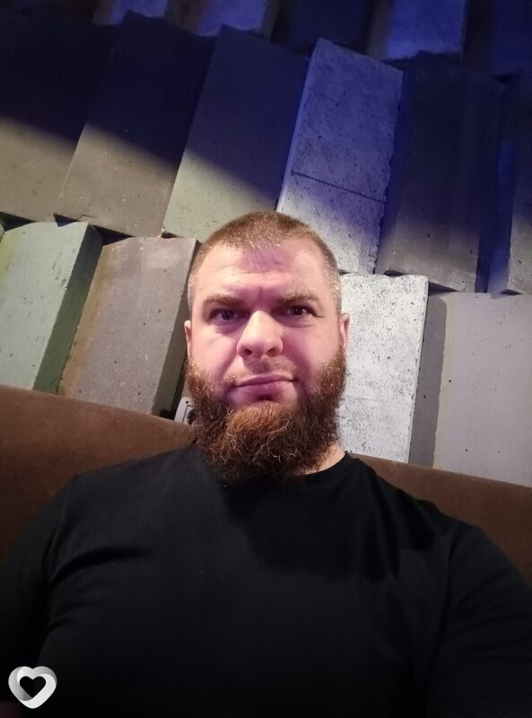 Антон, 40, Лесное — анкета №1469932