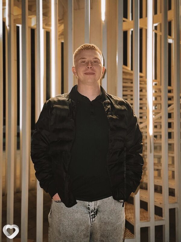 Павел, 26, Москве — анкета №1470954