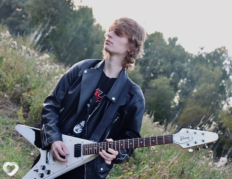 Алексей, 22, Саяногорске — анкета №1471244