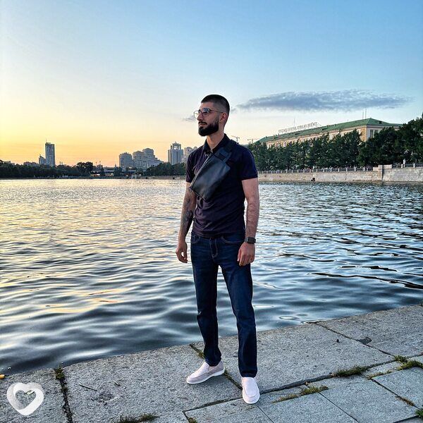 Гарик, 28, Самаре — анкета №1471364