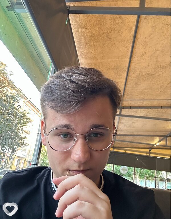 Максимиан, 22, Минске — анкета №1471414