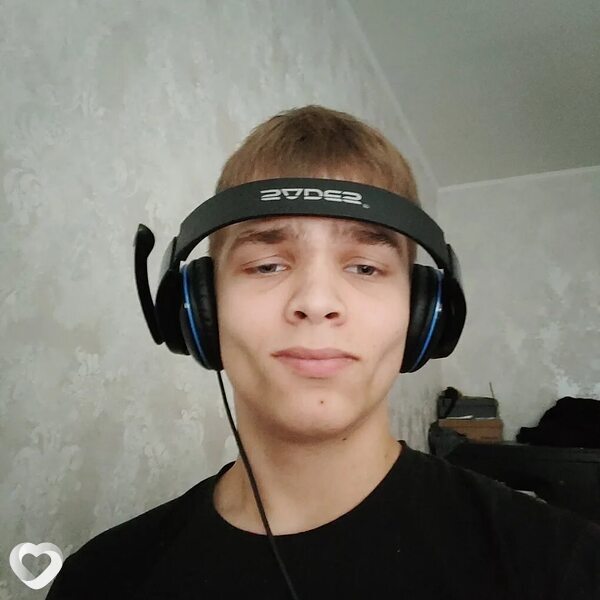 Олег, 20, Санкт-Петербурге — анкета №1471427