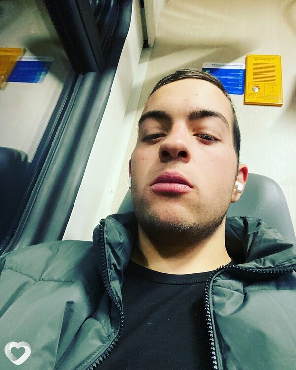 Денис, 23, Брянске — анкета №1471599