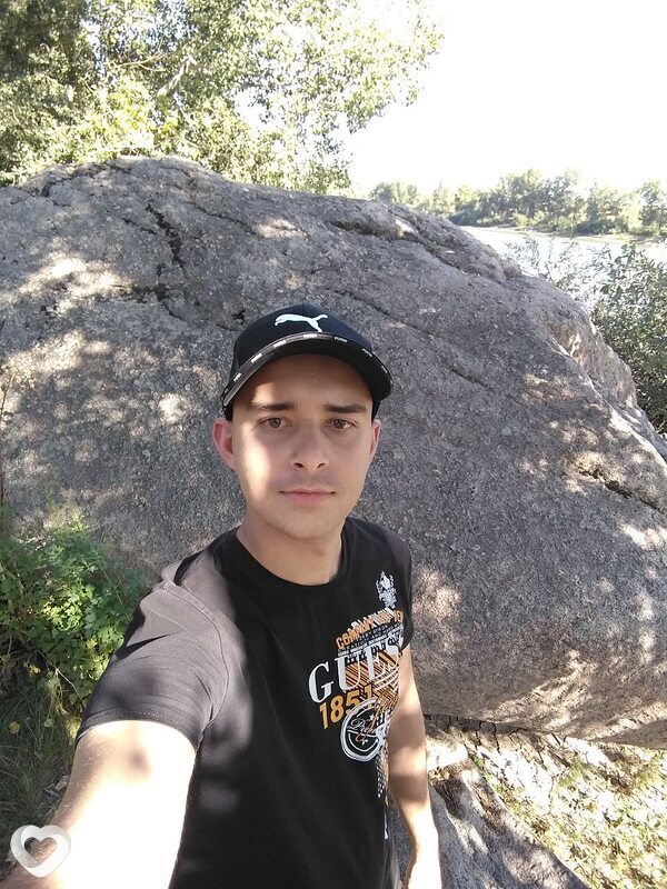 Арсений, 25, Новосибирске — анкета №1472248