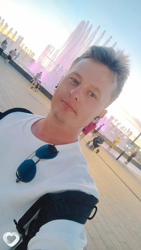 Август, 32, Москве — анкета №1472104