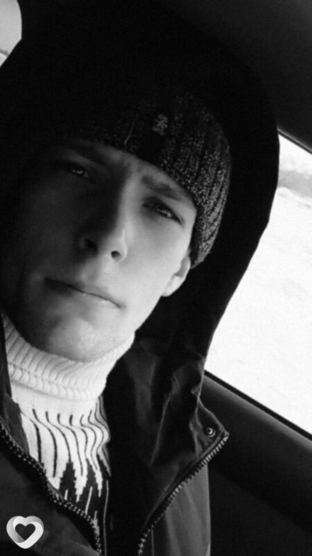 Дмитрий, 27, Белогорске — анкета №1472958