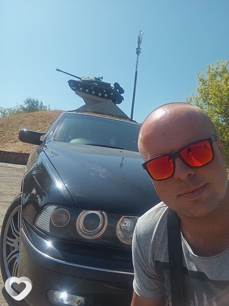 Артём, 33, Снежном — анкета №1472922