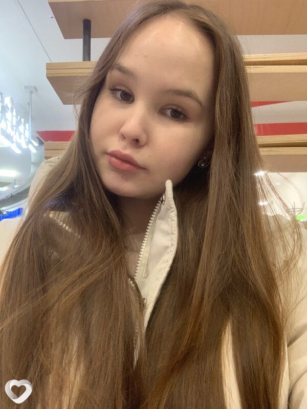 Ксения Степанова, 19, Казани — анкета №1472816