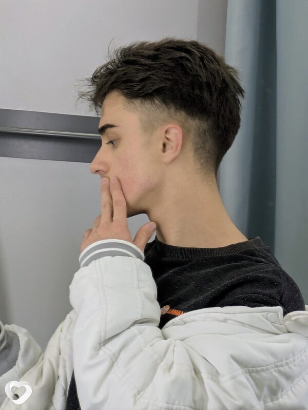 Артём, 20, Санкт-Петербурге — анкета №1473211