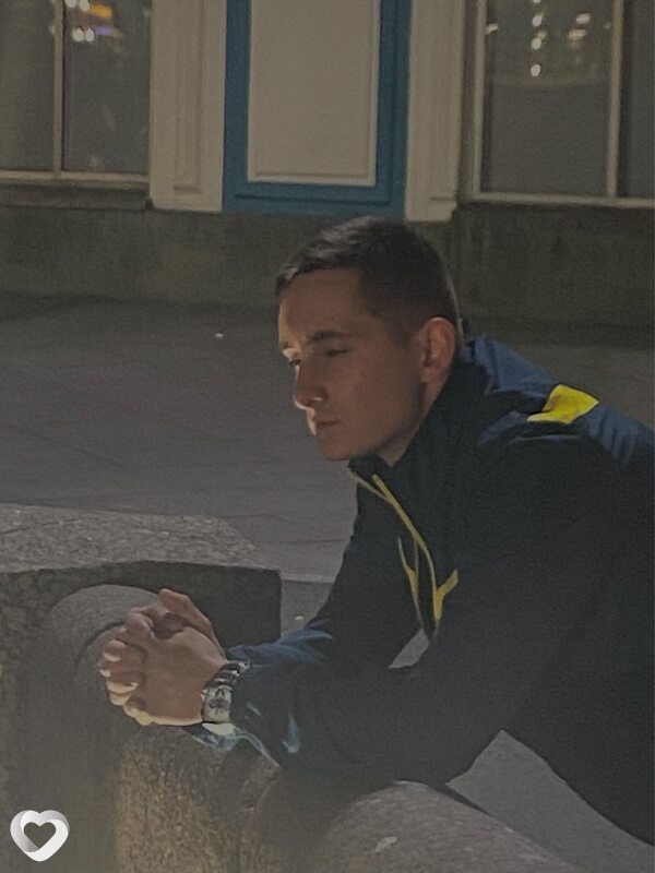 Анатолий, 24, Москве — анкета №1473340