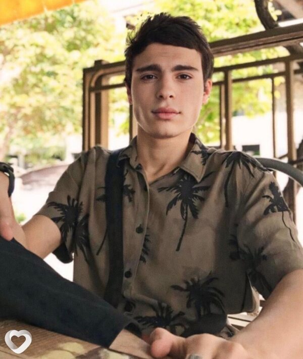 Богдан, 23, Москве — анкета №1473252