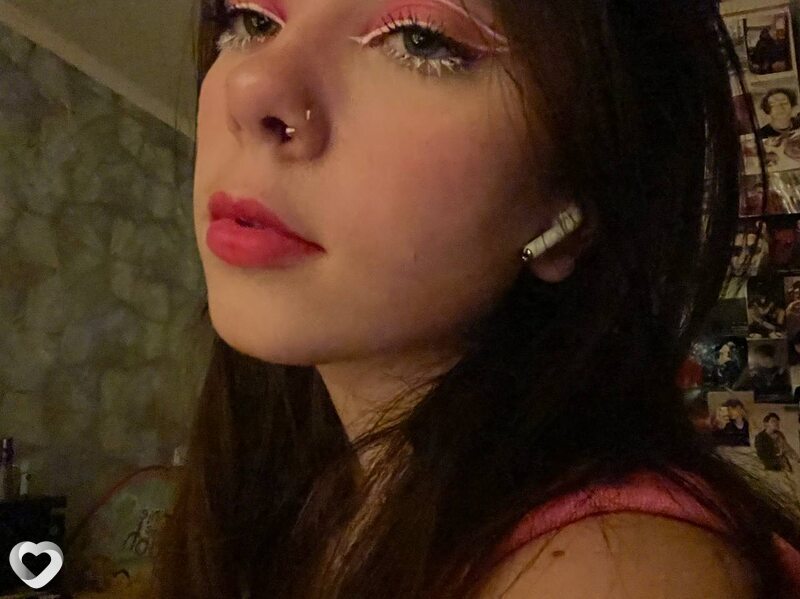 Кристина, 21, Белове — анкета №1473961